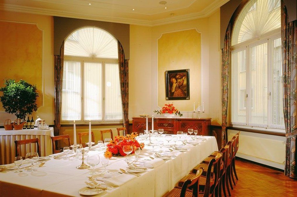 Grand Europe Hotel 4*