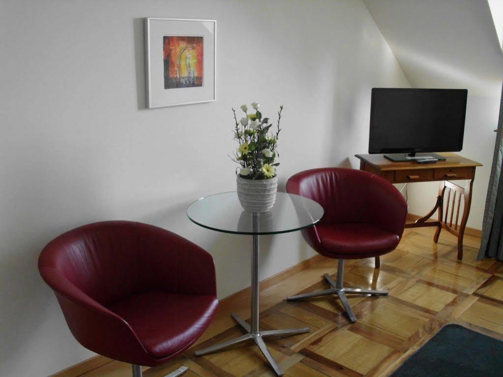 Hotel Grand Europe 4*